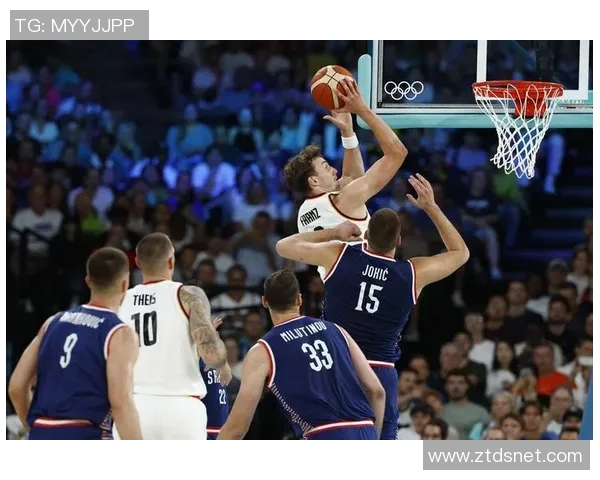 手感火热!小瓦格纳上半场10投7中&三分3中2攻下18分3板1助