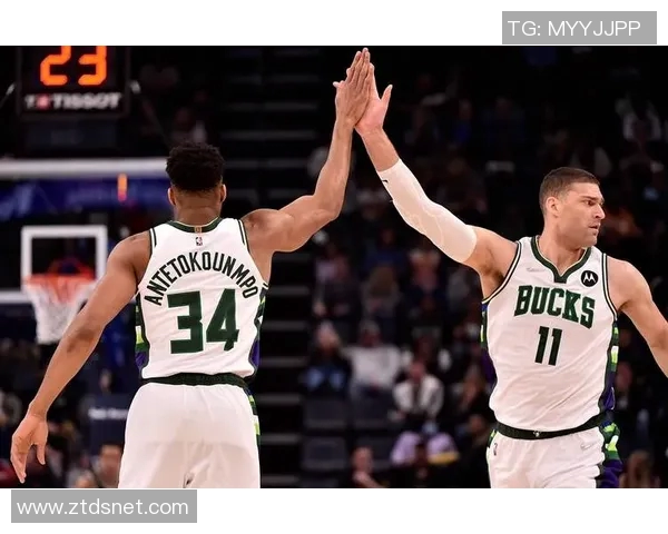 字母哥伤情确定！雄鹿或开启重磅交易，NBA掀起史诗级震荡