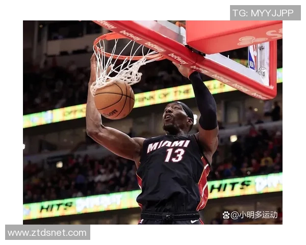 官方：热火中锋阿德巴约获得十二月份鲍勃·兰尼尔社区关怀奖